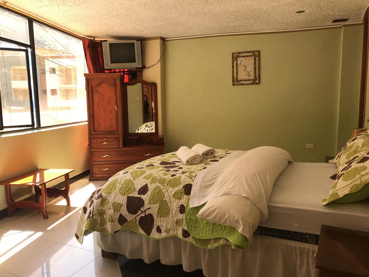Hotel Puerta Del Sol Baños Exterior foto
